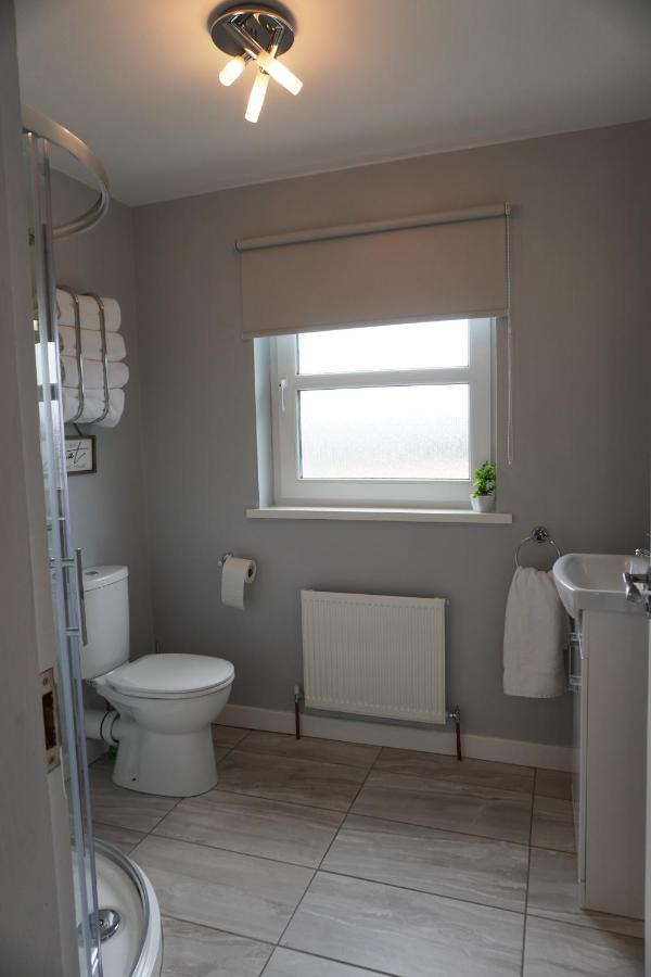 Vip Church Street Apartment Portadown Esterno foto
