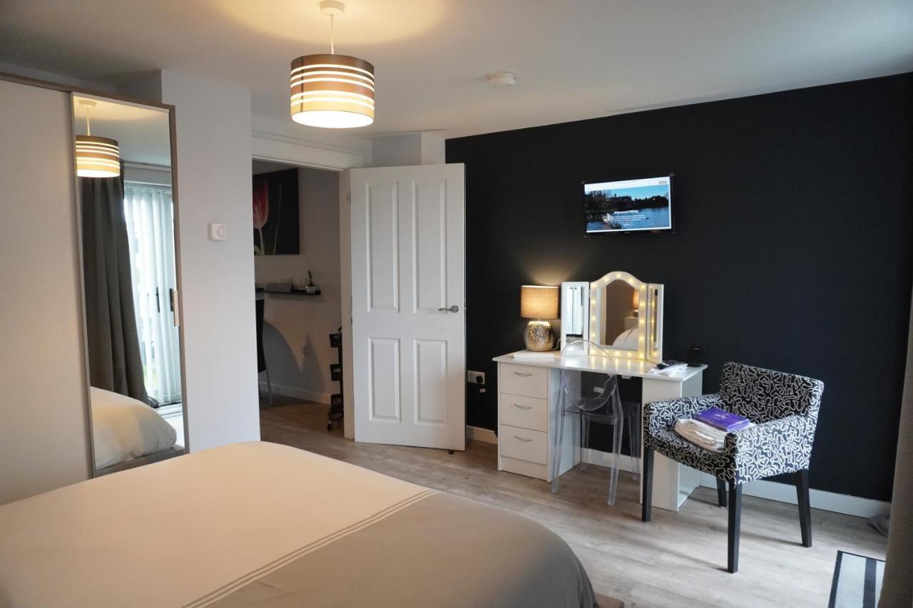 Vip Church Street Apartment Portadown Esterno foto